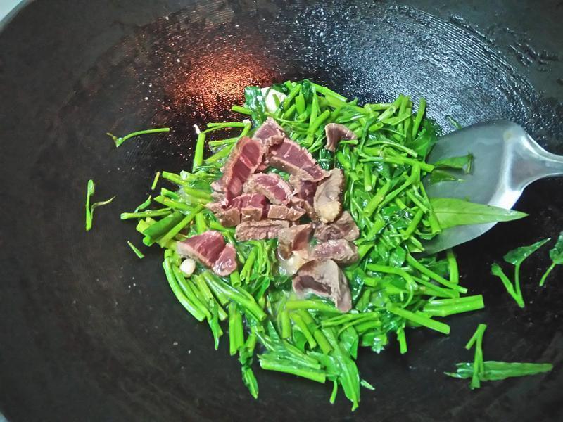 ţ�ų����Ĳ˵�����