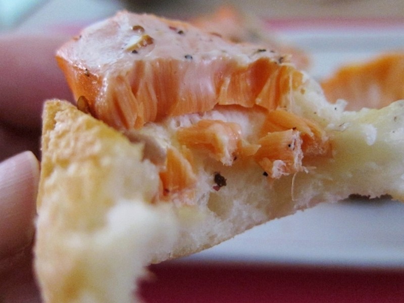 鲑鱼士司佐芥子沙拉酱的做法