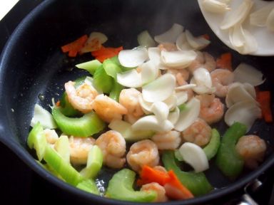 ���۰ٺϳ�Ϻ�ʵ�����