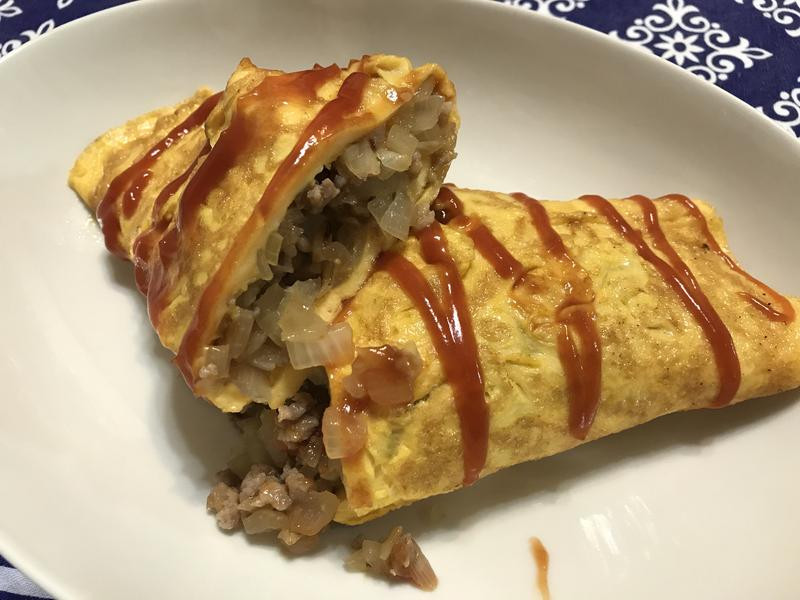 洋葱猪肉蛋卷的做法