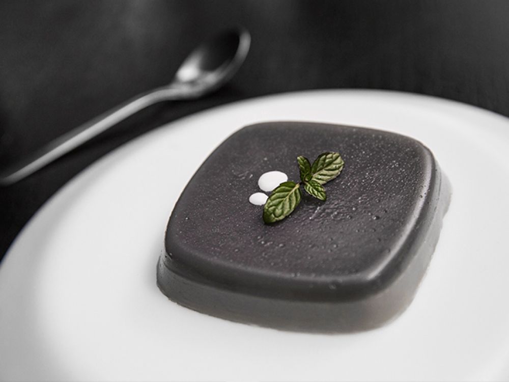 ���Ҭ֭����������