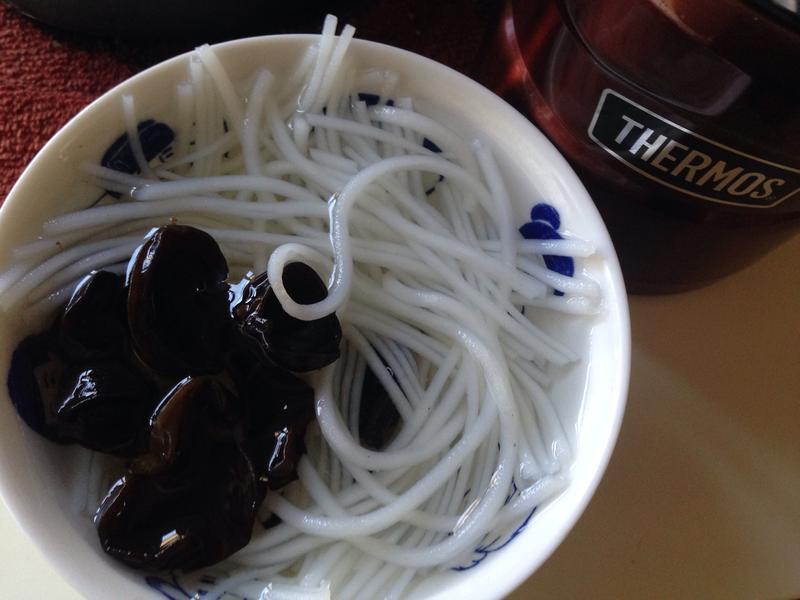 ���չ�����-�������׷۵�����