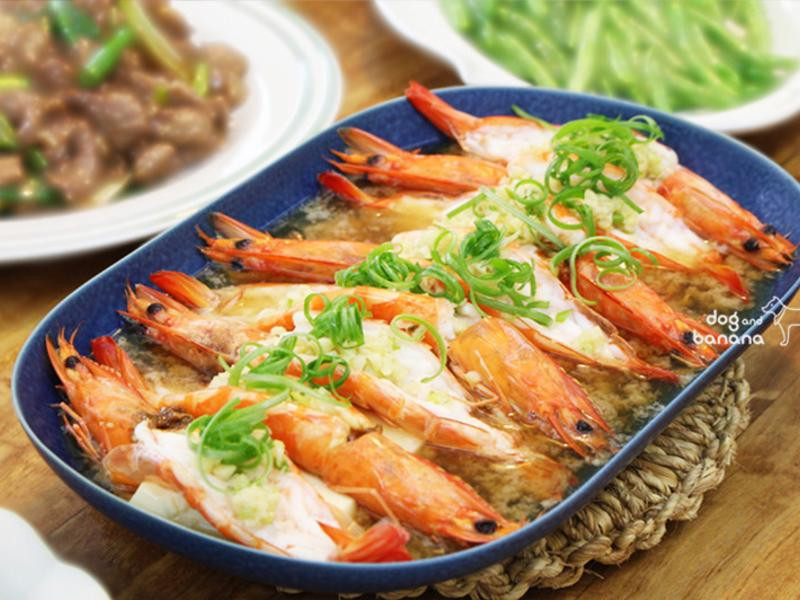 蒜茸蒸鲜虾的做法