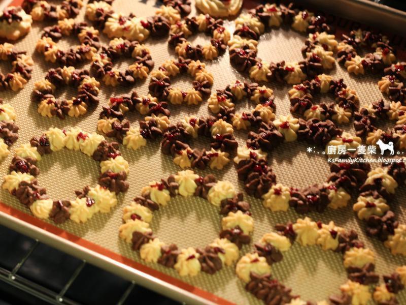 ?ʥ����Ȧ? ��˫ɫ�����ֱ�������