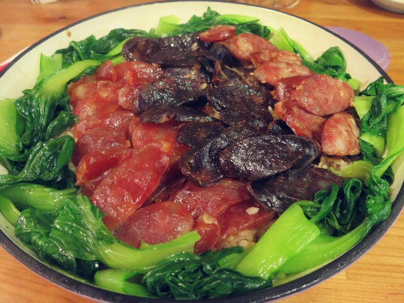 开运年菜~除夕围炉三拼腊味煲仔饭的做法