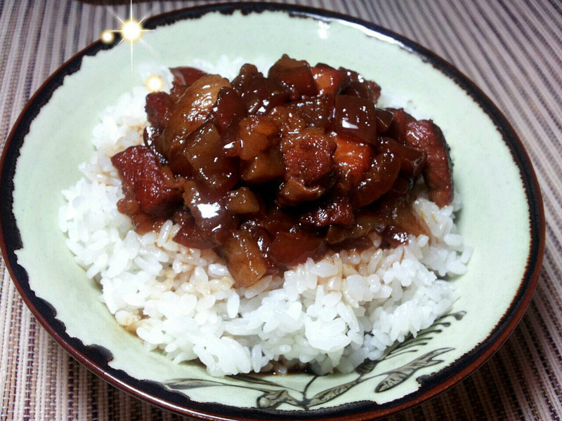 香Q肉燥饭的做法