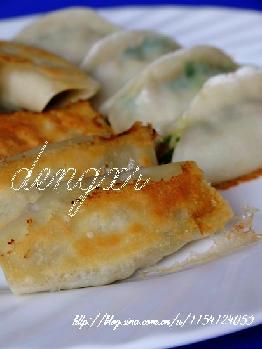 韭菜猪肉锅贴的做法