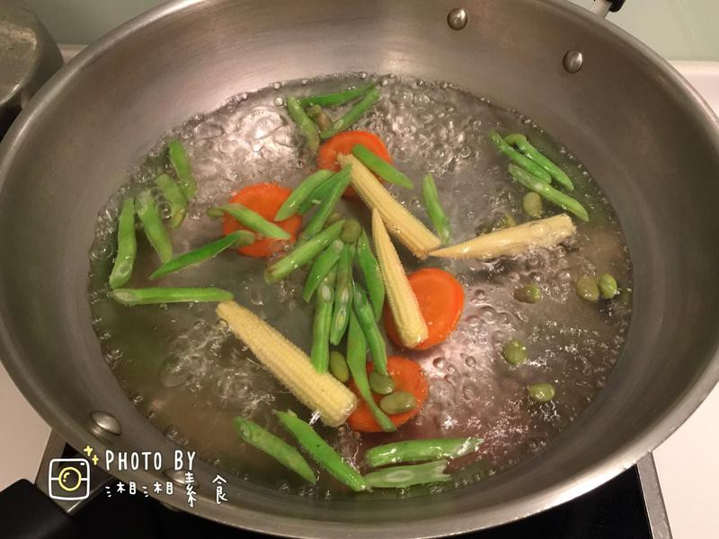 �ں��������������������