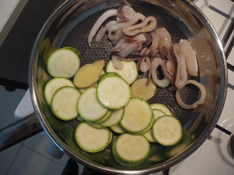 �ڹϳ�͸�������