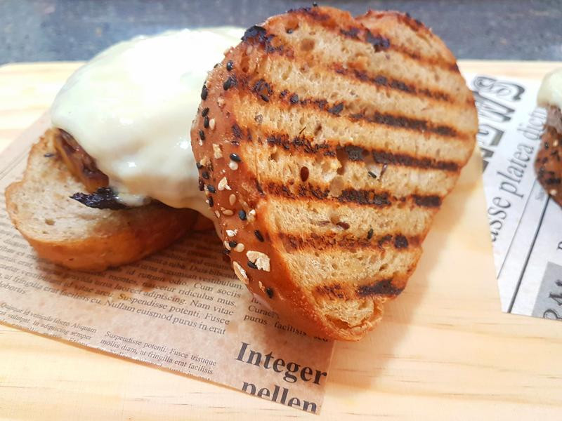 ����ţ����ʿ������������ε�����