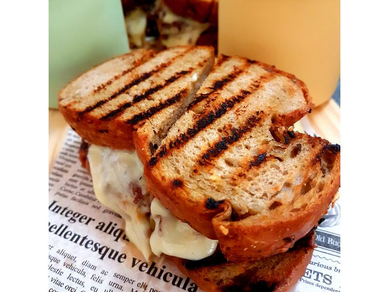 ����ţ����ʿ������������ε�����