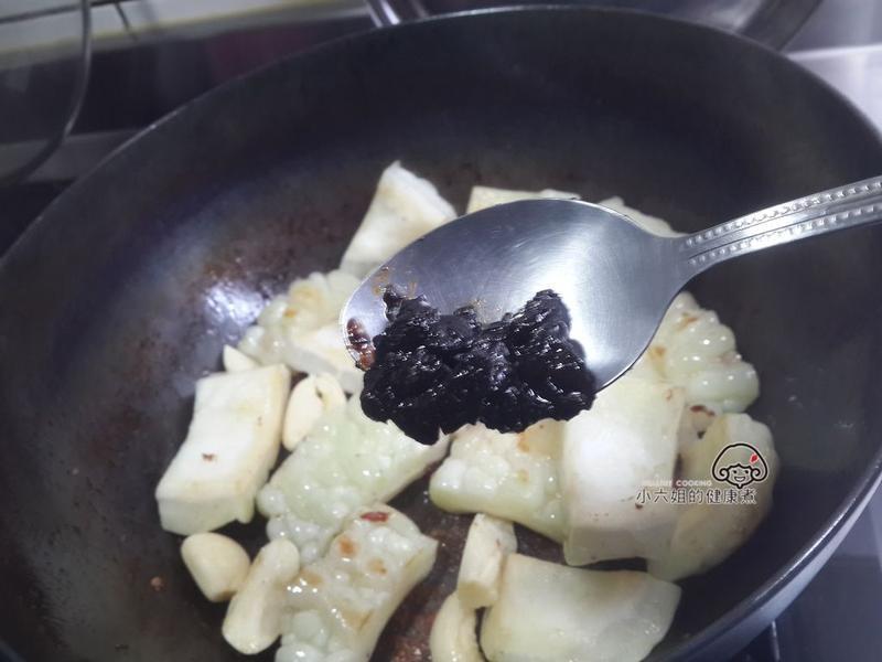 ���Ŀ��±�Źǵ�����