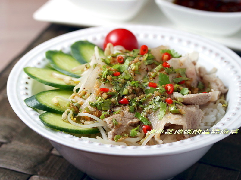 10分钟三步骤搞定泰式椒麻肉片盖饭的做法