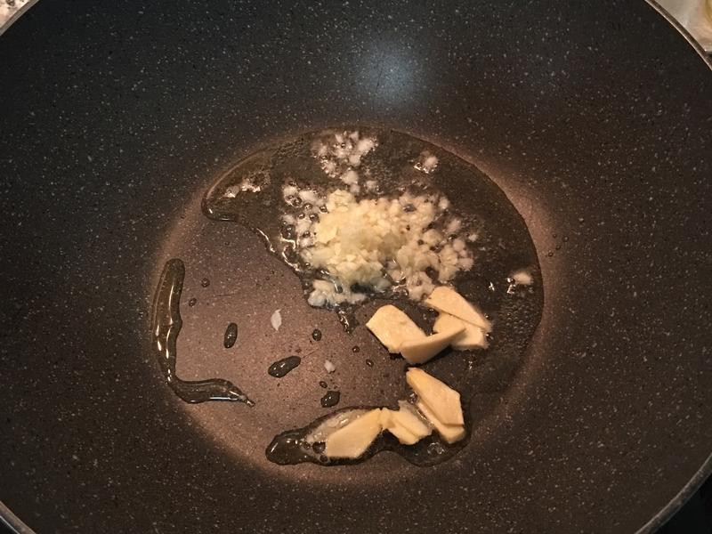 ������֦������