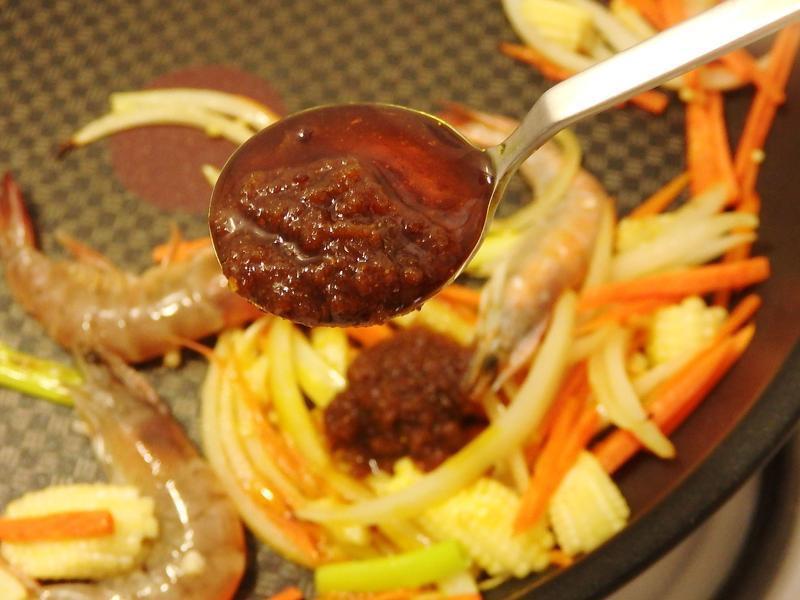 ��Ϻ�����������������