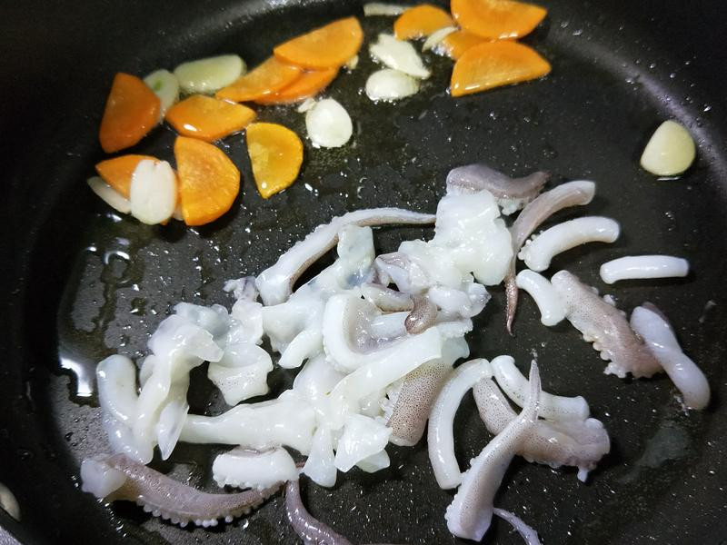 �𶹳���֦������