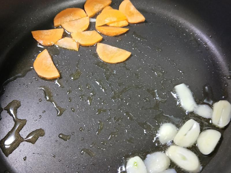 �𶹳���֦������