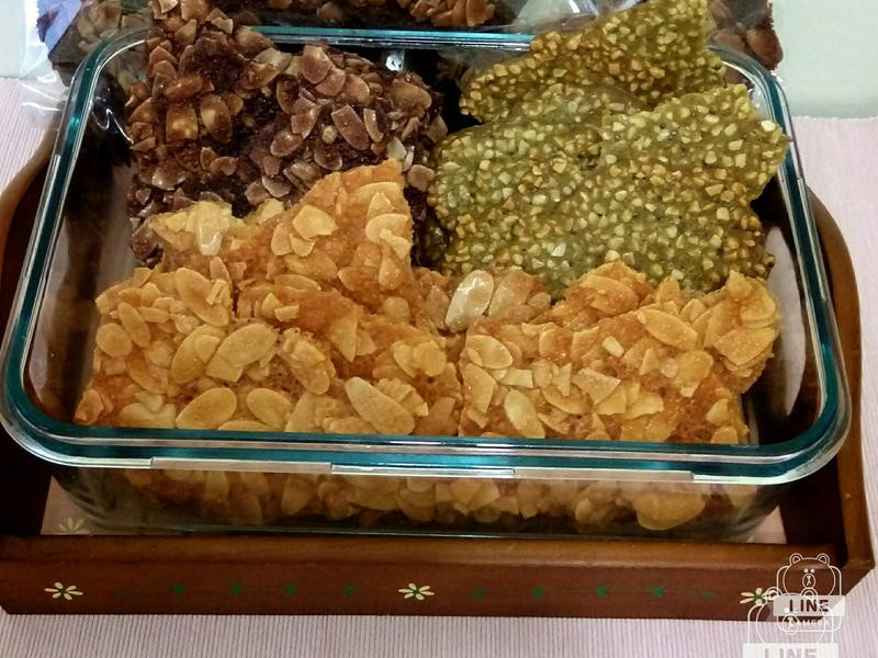 ��ɫ������Ƭ���������