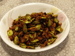 �������Ϻ�׵�����