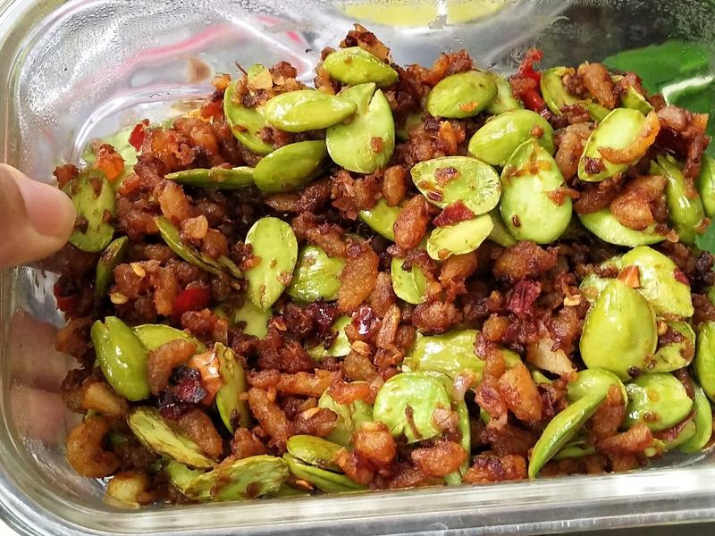 �������Ϻ�׵�����