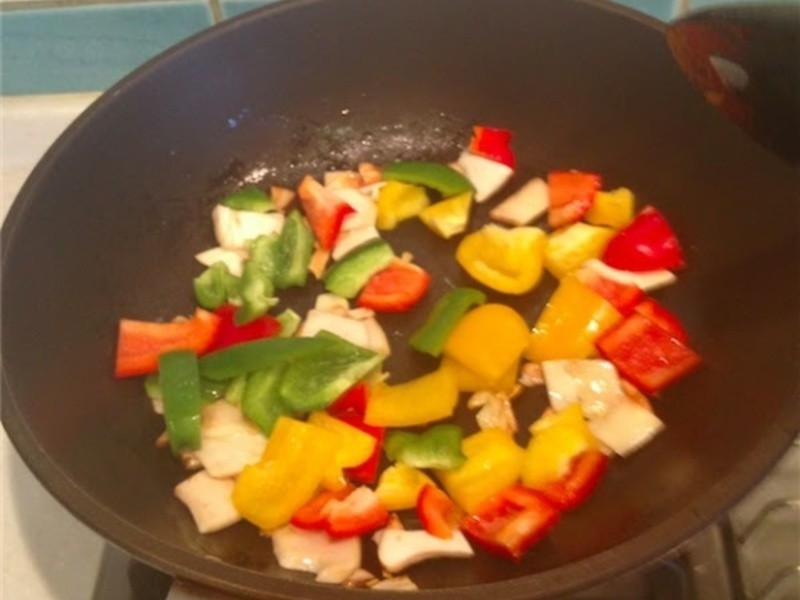 ��ɫ���ӱ������������