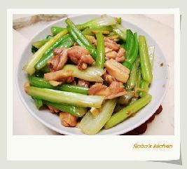 ���۳�����������