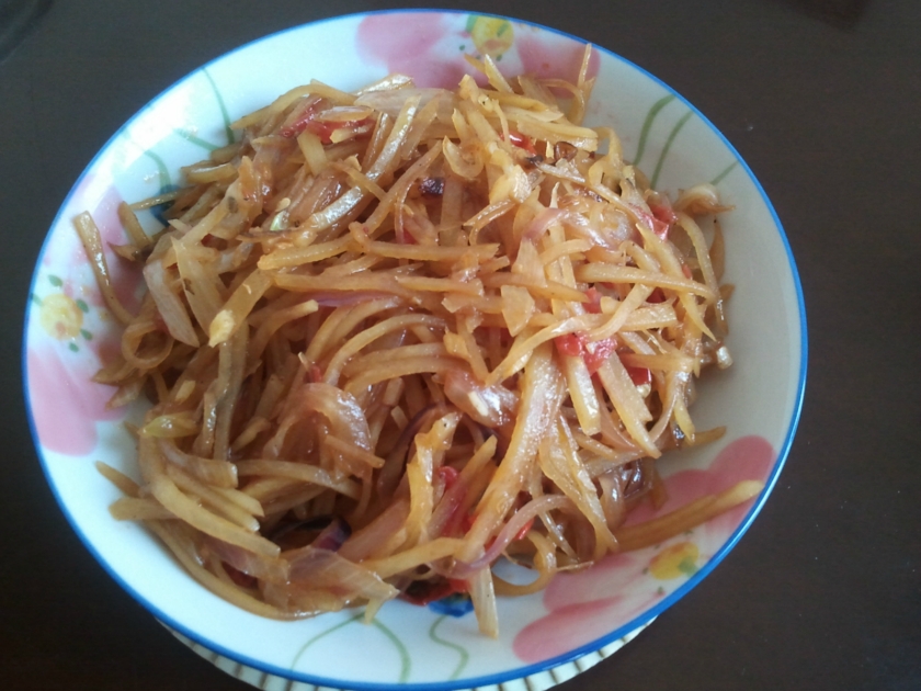 美味洋葱土豆丝的做法
