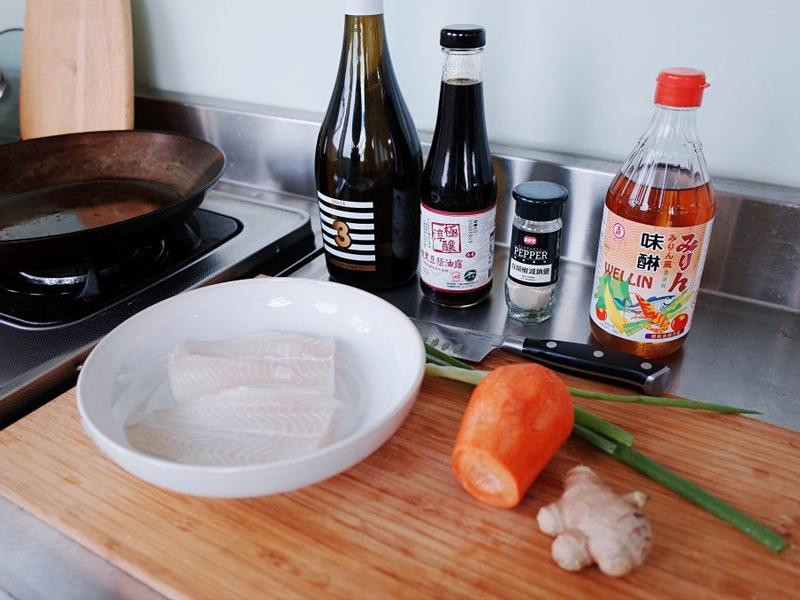 �׾ƴн�ɳ����Ƭ������