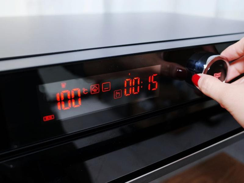 �׾ƴн�ɳ����Ƭ������