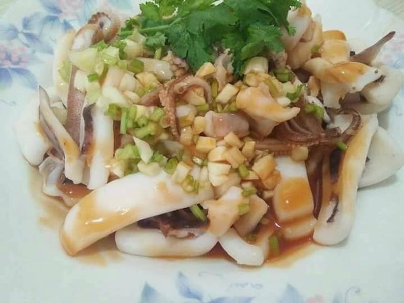 蒜香甜酱小管的做法