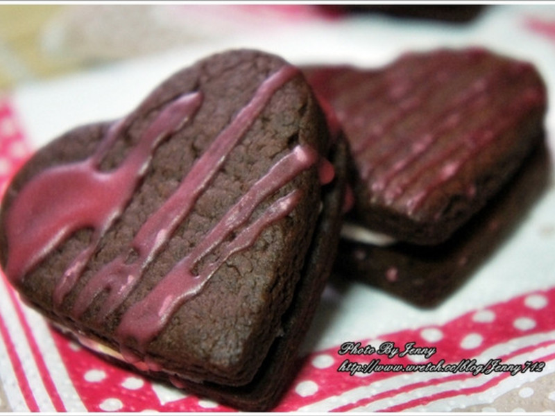 七夕甜蜜传情~可可爱心绵花糖夹心饼干的做法