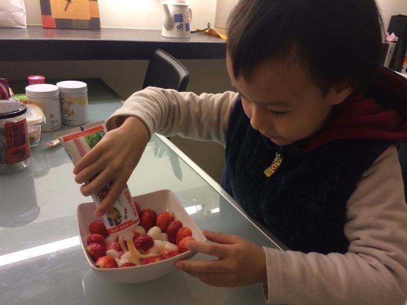 ��ݮ����С��Բ~��ݮ�Ͱ�ӥ�����̵�����