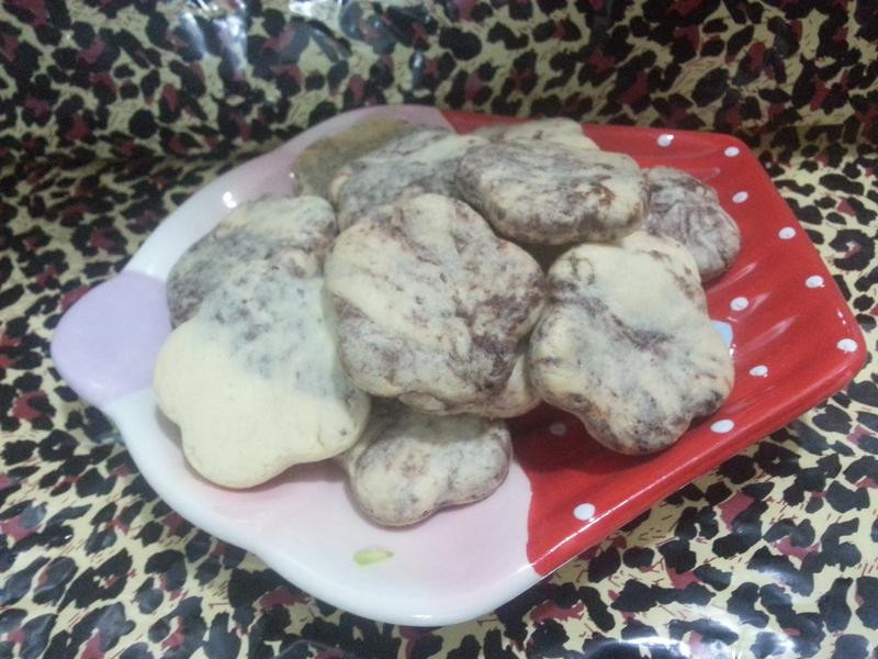 乳酪可可小花饼的做法