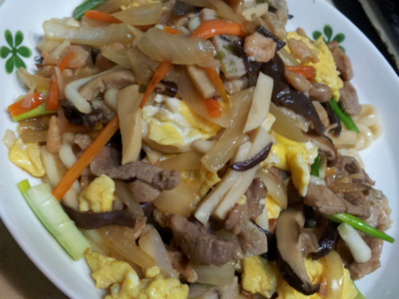 蒜味什锦炒米苔目的做法