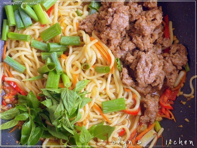 ?��ɳ��ţ�⳴�桿��ħŮJolyn������