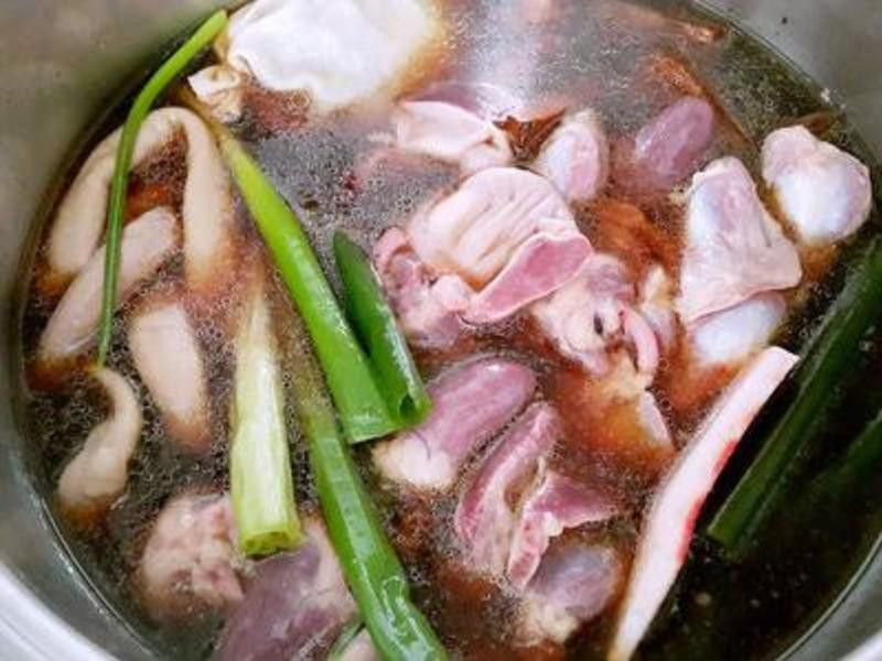 �����³ζ������