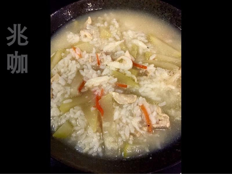 快速又简单的「浦瓜虾米鸡肉粥」的做法