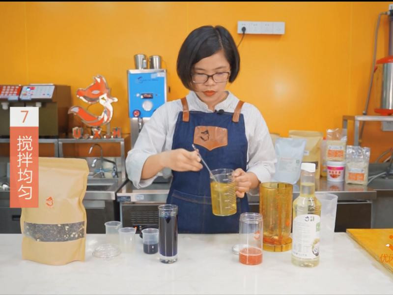 �ֲ㽥���ݮ������֭������