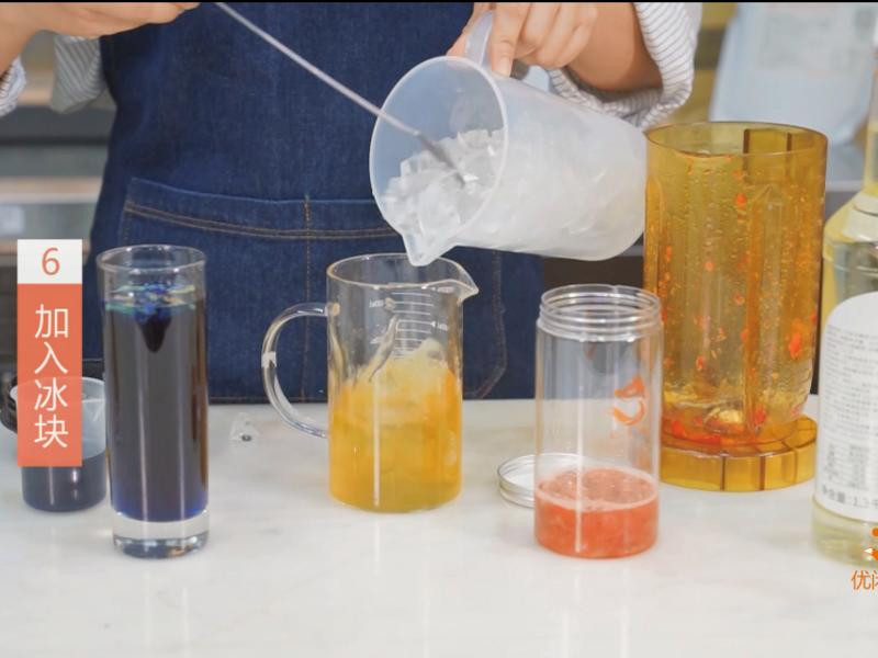 �ֲ㽥���ݮ������֭������