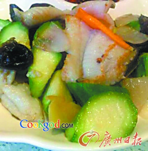 多宝鱼柳炒丝瓜的做法