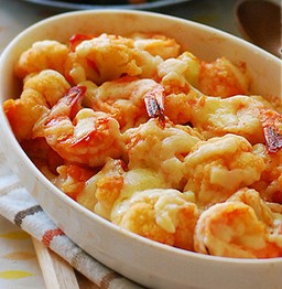 芝士浓郁香味的茄汁虾球花菜的做法