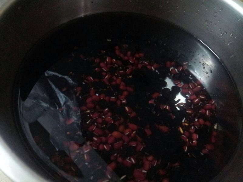 �������Ӻڶ���Ѫ�������