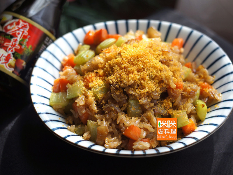Mimi?乌鱼子寿喜烧酱炒饭的做法
