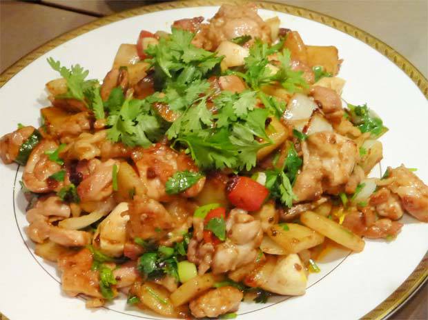 干锅鸡(豆油伯缸底酱油)的做法