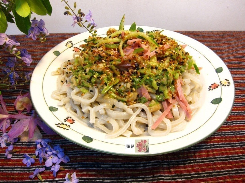 水饺皮凉面的做法