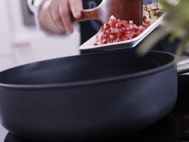 �˸��ܲ��������