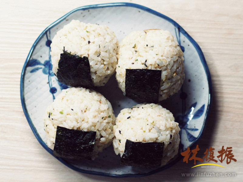 ��ζ���������ײ�-����С����������