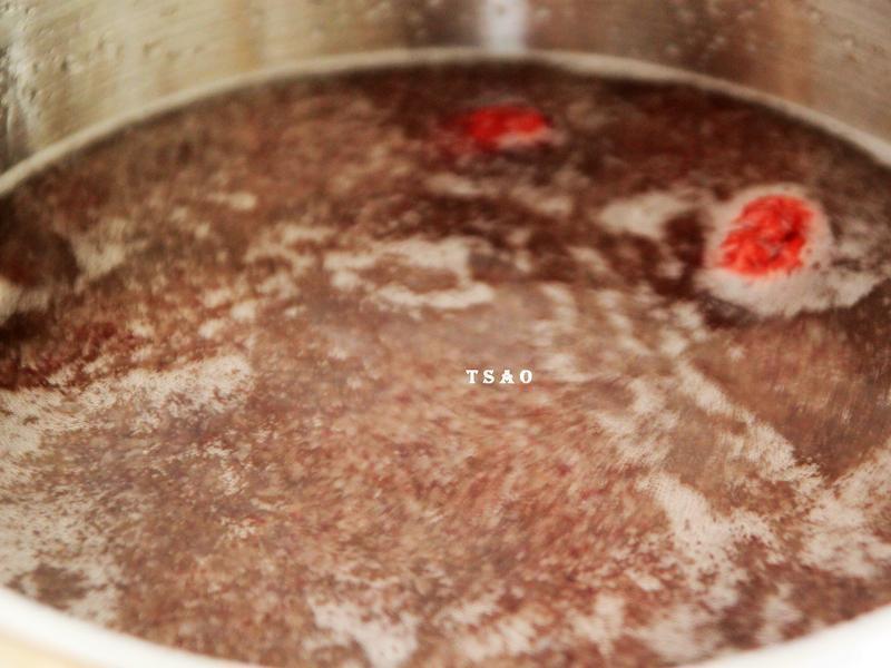 ���ǹ�Բ˫��¶������