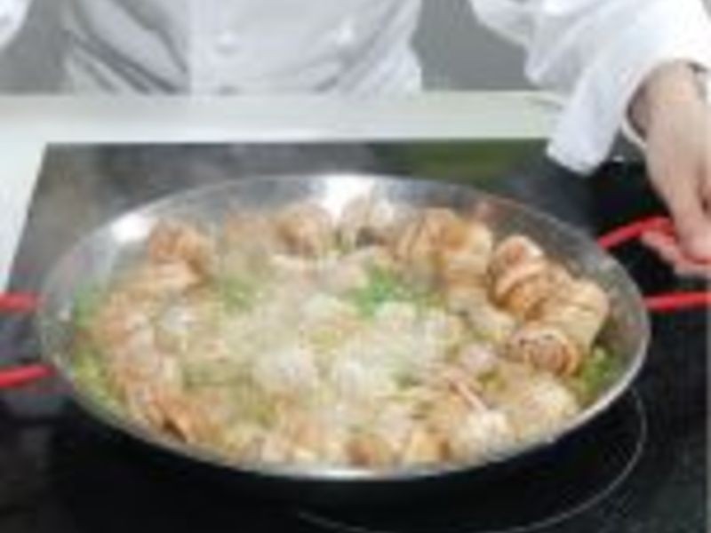 �����������������������ʷ� Paella������