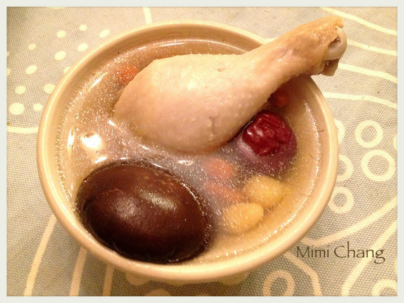 黄金香菇鸡汤的做法